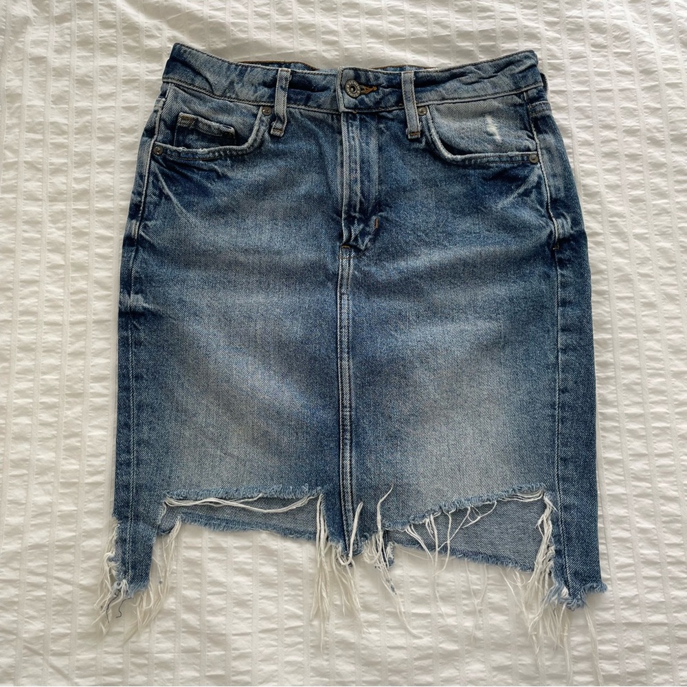 H&M Distressed Medium Wash Denim Midi Skirt Y2K Grunge Streetwear